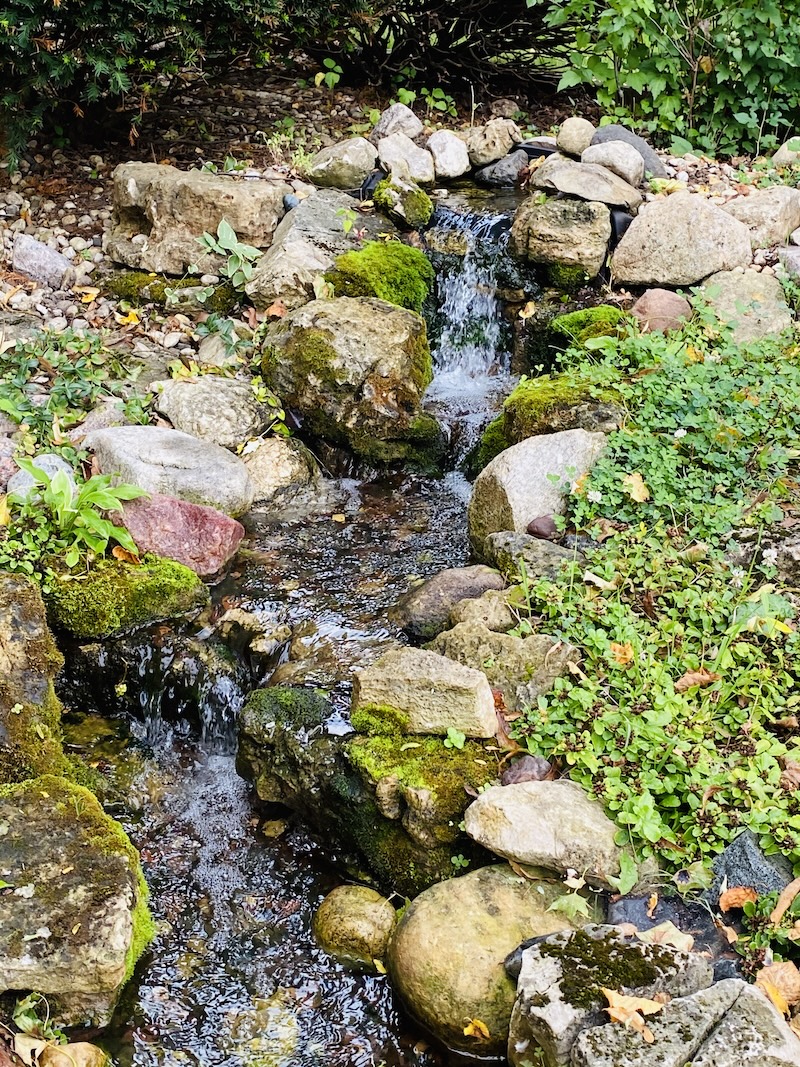 water-flowing-down-without-any-resistance